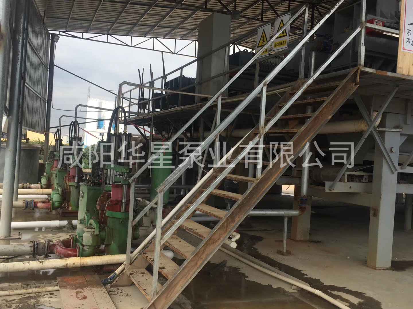 壓濾機(jī)入料泵結(jié)構(gòu)簡(jiǎn)單、易維修、結(jié)構(gòu)設(shè)計(jì)